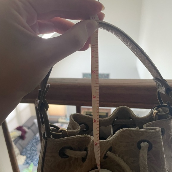 Valentina Fiore Bucket Bag - Picture 12 of 12